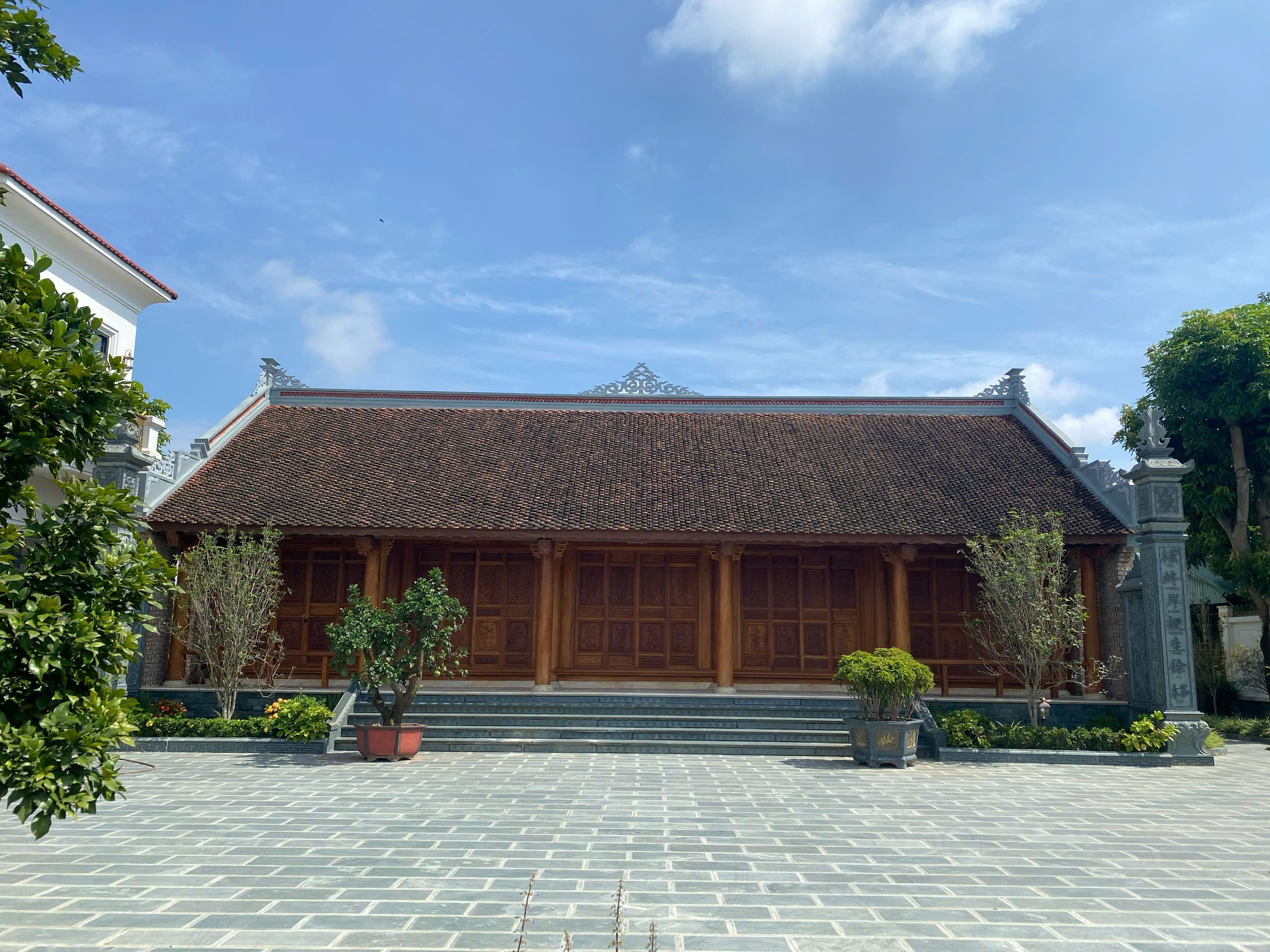 Nhà kẻ truyền 5 gian