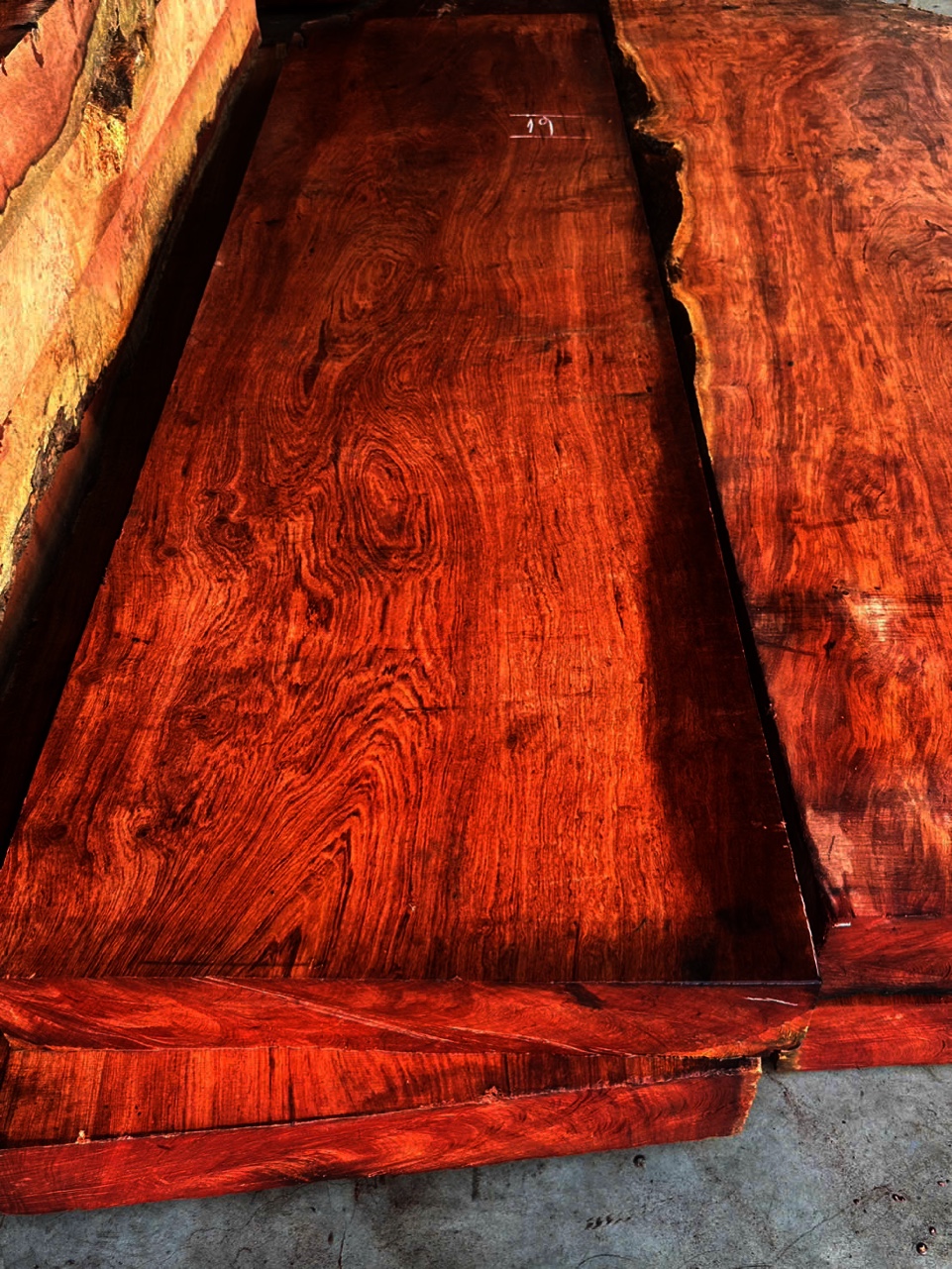 Vân gỗ Hương Đá - African Rosewood