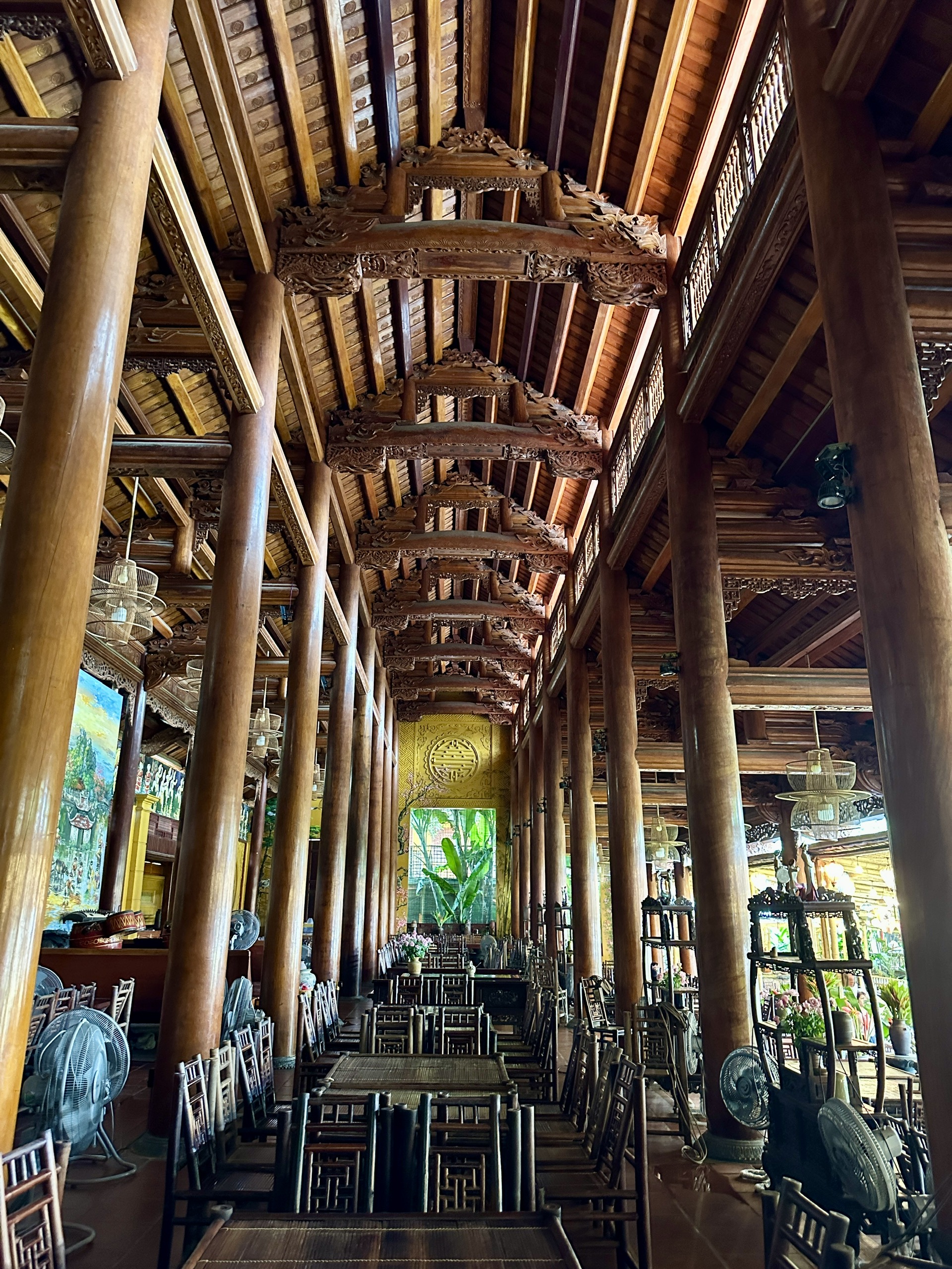 Công trình nhà hàng gỗ
